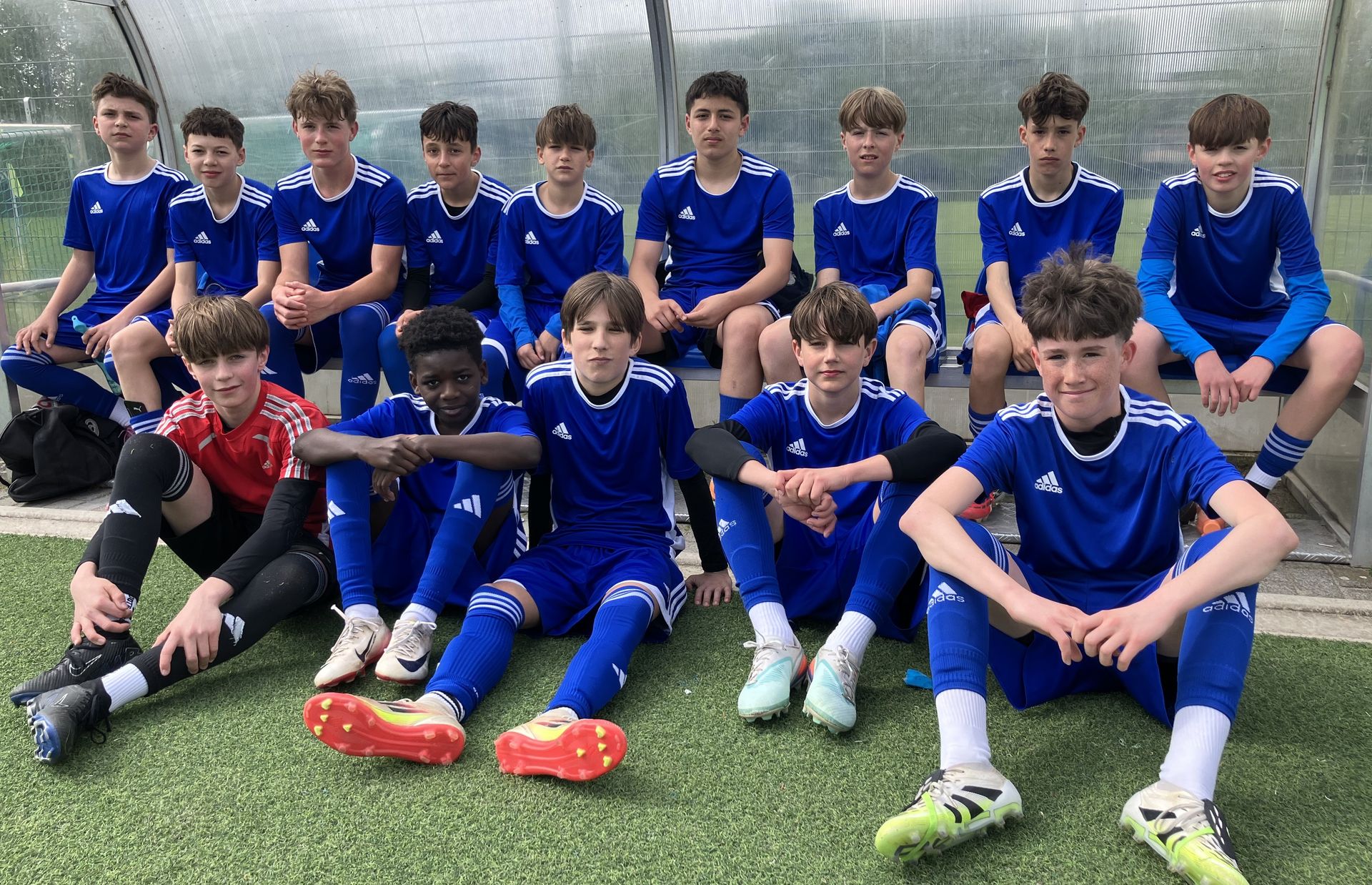 U15